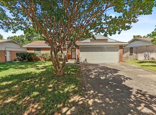 323 Dogwood Dr, Richardson, TX 75080