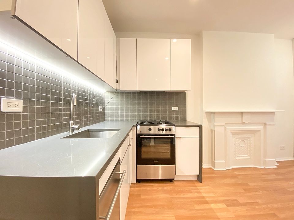 1st image of 410 W 36th St #4R