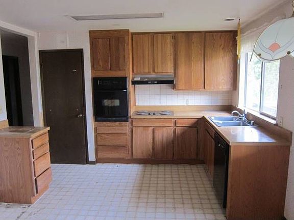 Open kitchen
