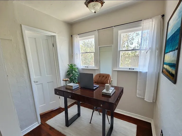 1541 W Culver St — Photo 8