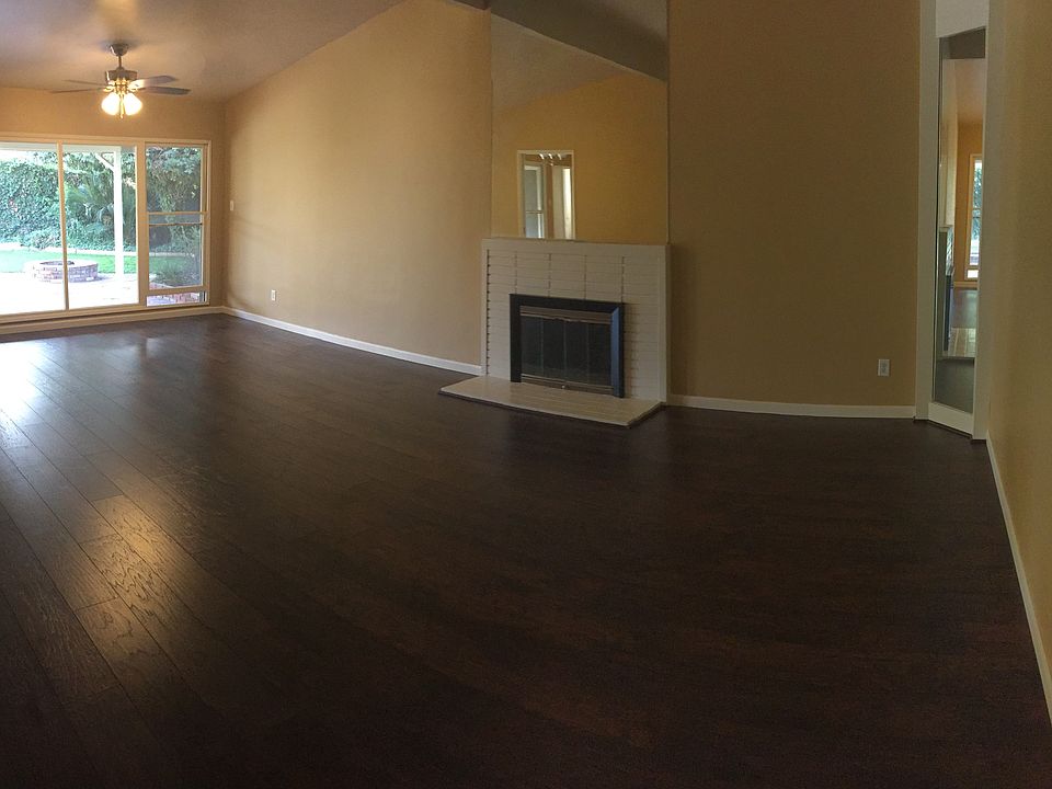 2nd image of 2916 Pecos Way
