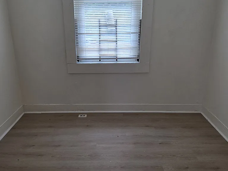 4001 Derby Manor Dr #1E — Photo 6