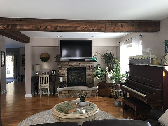5th image of 202 Hudson Pointe Blvd