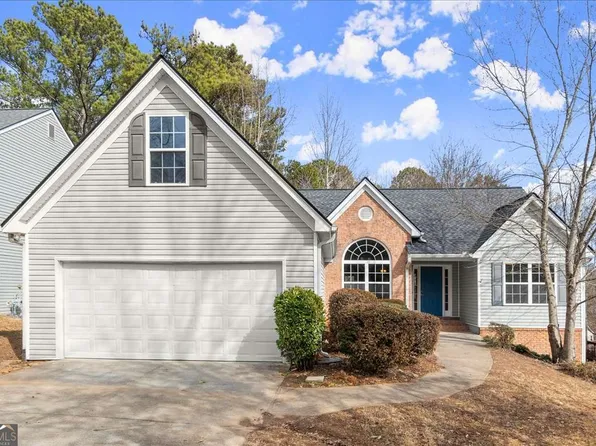 2040 Mina Lane Dr, Buford, GA 30518
