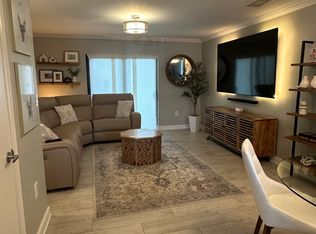 13675 SW 62nd St APT 104, Miami, FL 33183