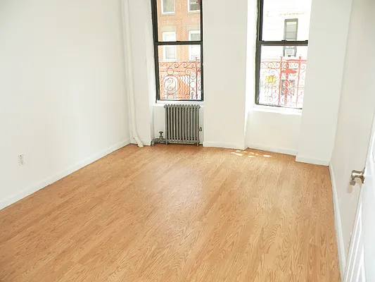 Rented by Site Realty Services | media 6