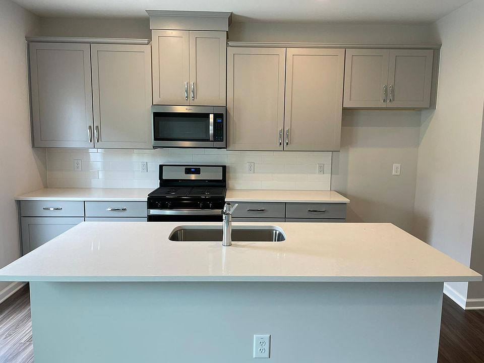 832 Oak Center Dr, Raleigh, NC 27610 Zillow