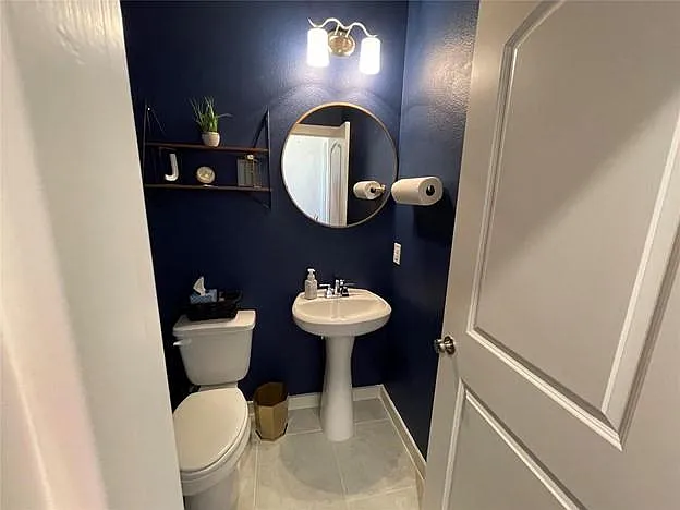 3 bed, 2070 sqft, $2,695 — Photo 3