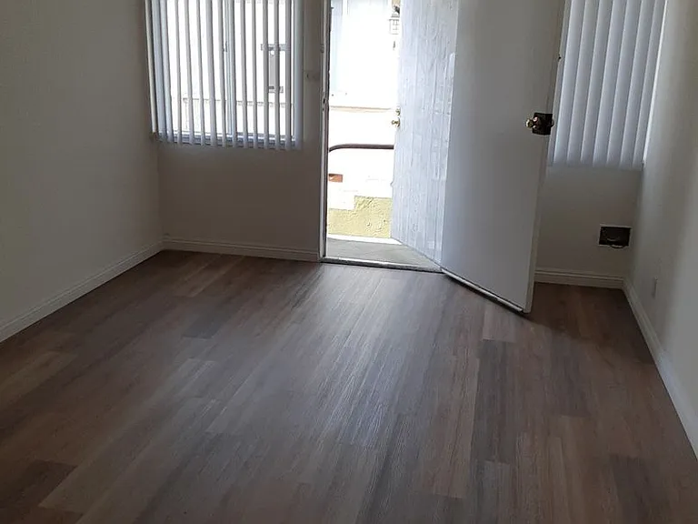 2815 Willow Pl #19 — Photo 9