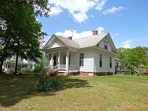 122 Lancaster St, Chester, SC 29706 | Zillow