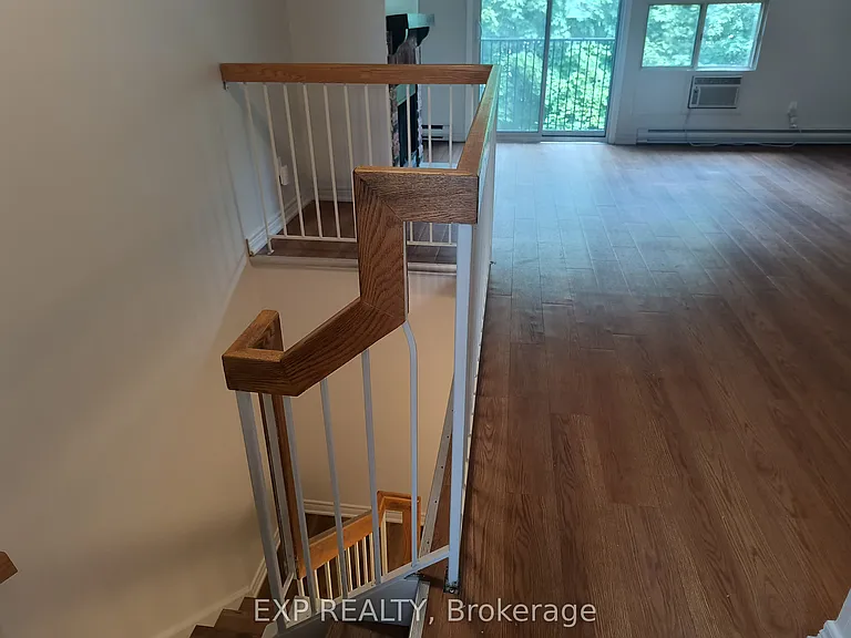 1310 Richmond Rd #4 — Photo 6