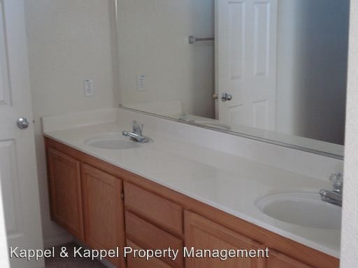 5th image of 631 Grafton Way