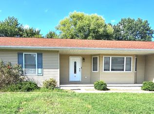 6 Clifden Dr, Montgomery City, MO 63361