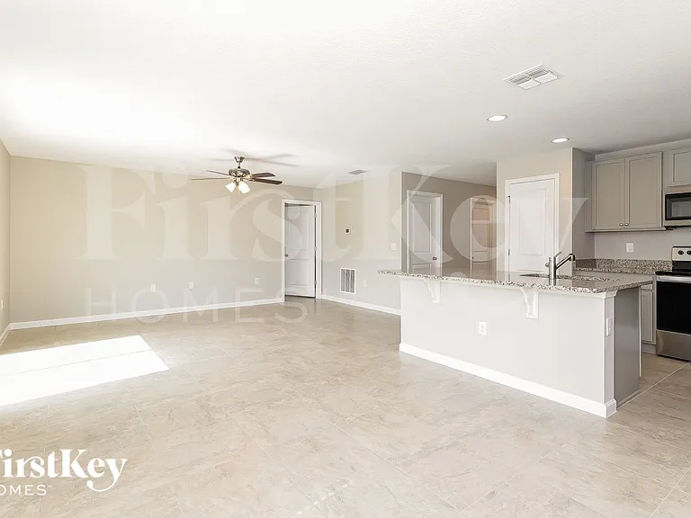 228 Southern Breeze Loop — Photo 5
