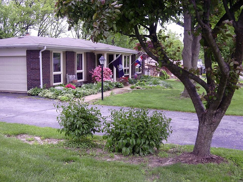 1st image of 347 Cherry Hill Dr