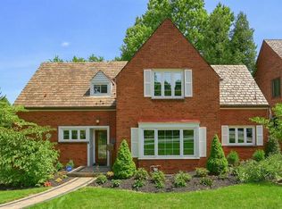 1044 Blackridge Rd, Pittsburgh, PA 15235