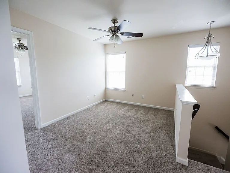 710 Central Park Ave — Photo 26