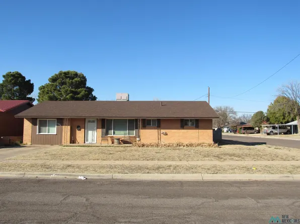 1206 E Walker Dr, Hobbs, NM 88240