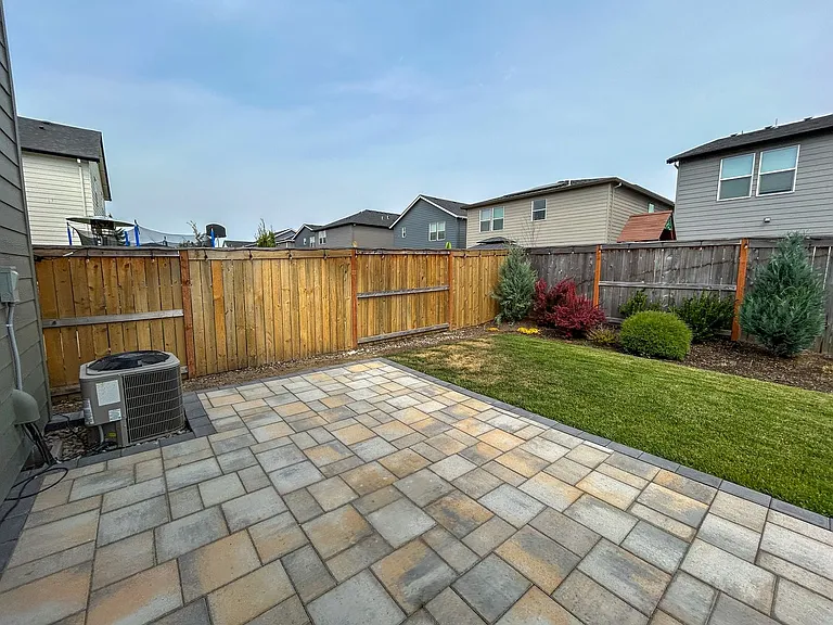 497 Himalaya St NE — Photo 32