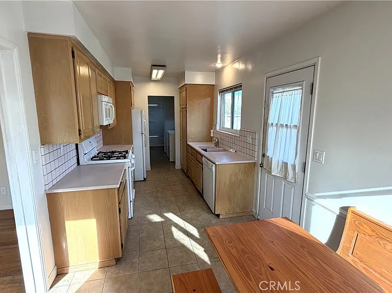 2700 Concord Ave — Photo 9