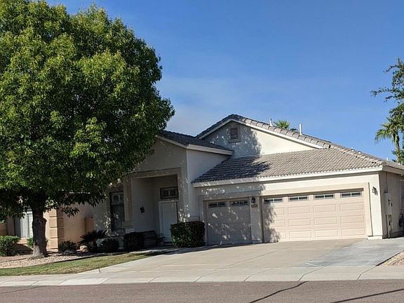 3rd image of 8004 W Yukon Dr