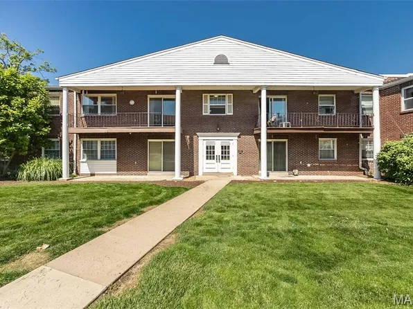 10315 Forest Brook Ln APT A, Saint Louis, MO 63146