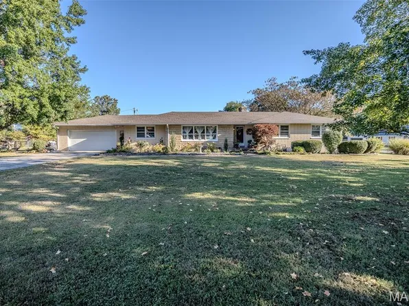 531 E Bland Rd, Lebanon, MO 65536