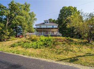 537 Christy Rd, Eighty Four, PA 15330