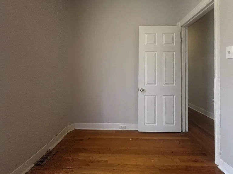 5637 Lansdowne Ave — Photo 12