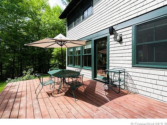 Have a cookout on the back ...