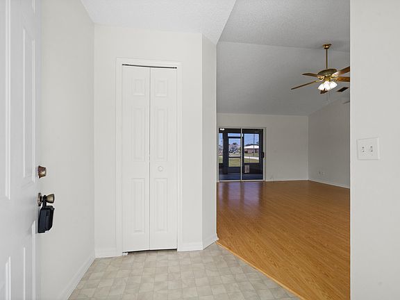 5th image of 2297 SE Marsh Avenue