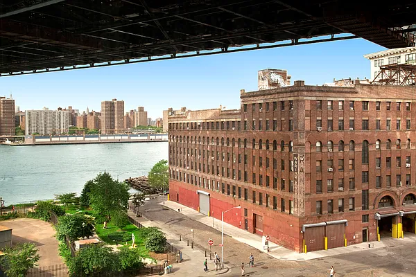 Rented by Brown Harris Stevens | media 20