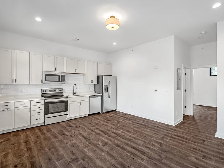 1272 3rd Ave S #204 — Photo 6