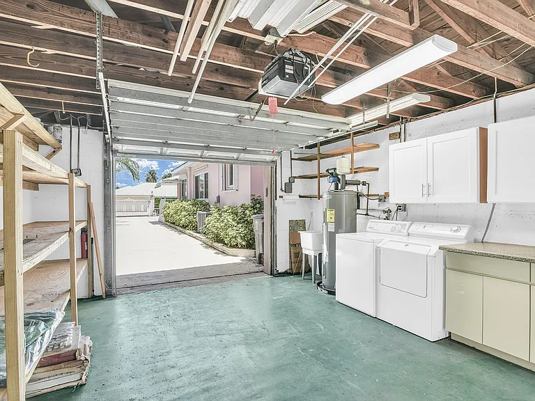 3216 Karen Dr — Photo 25