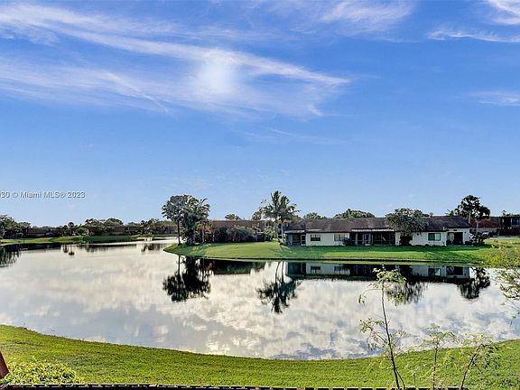 2nd image of 11934 SW 11th Ct #11934
