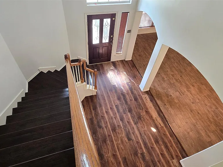 21038 Narrow Gate Dr — Photo 3