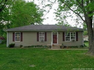 328 S Anna Ln, Scottsburg, IN 47170