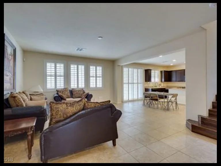 263 Garden Trellis Ct — Photo 3