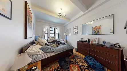 Rented by Bond New York