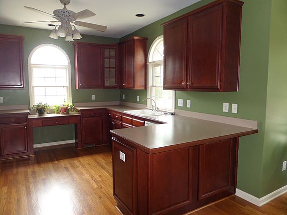 4th image of 3739 Casteel Park Dr