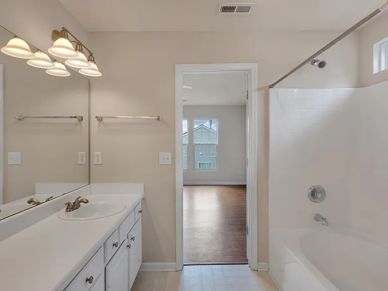 5020 Babbling Brook Dr — Photo 19
