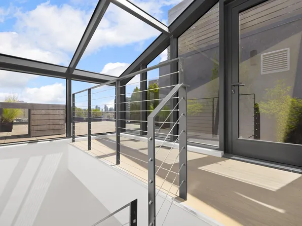 75 1st Avenue image 9 of 14