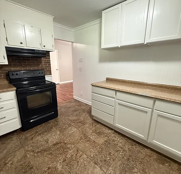 4202 Balwin Cir SW — Photo 9