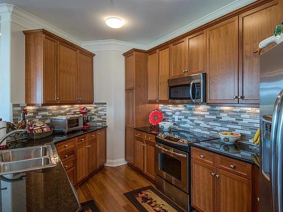 5th image of 400 Warioto Way APT 708