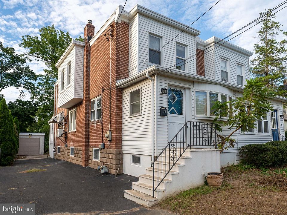 1st image of 19 Weiss Ave