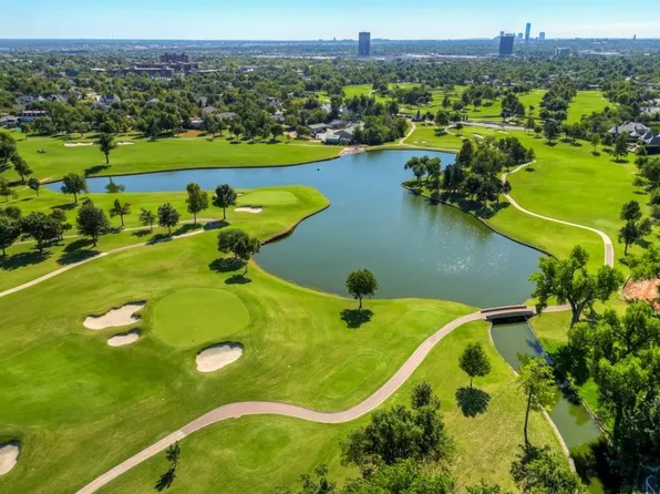 6900 N Country Club Dr, Oklahoma City, OK 73116
