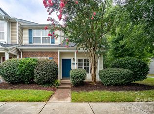 1929 Billingsville School Ct, Charlotte, NC 28214
