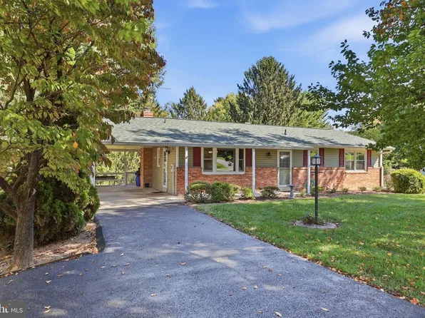 2297 Persimmon Dr, Ijamsville, MD 21754