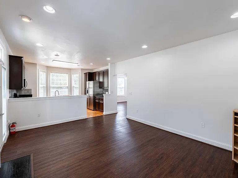 159 Shinnecock Dr — Photo 10