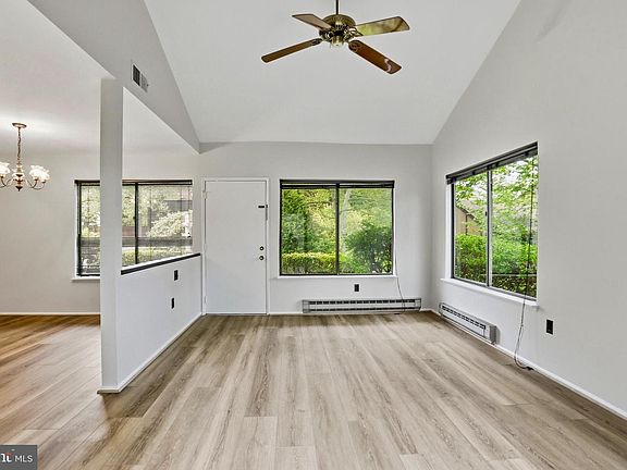 4th image of 3146 Babashaw Ct